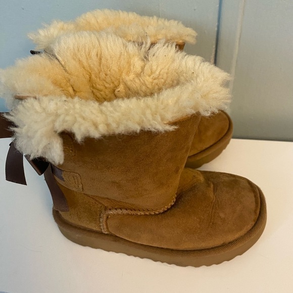 Ugg Bailey Bow boots - Picture 9 of 9